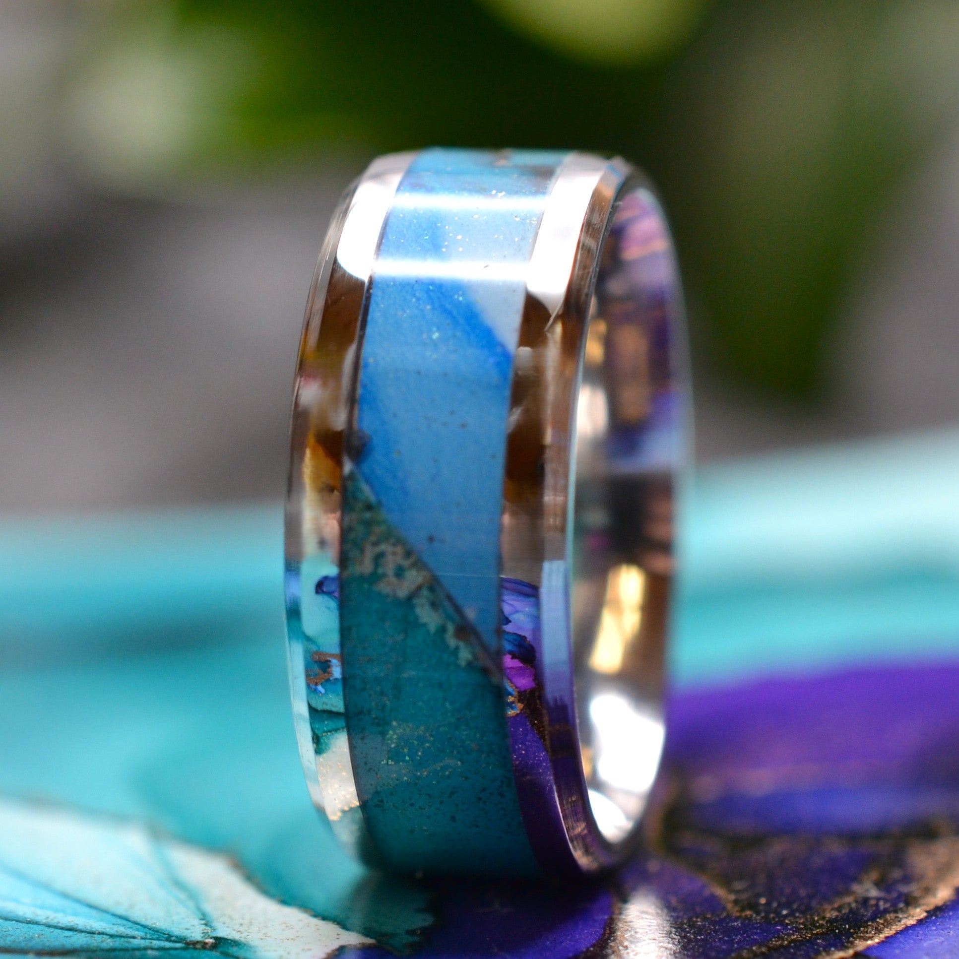 Iris Petals Inlay Ring (Studio in Steel™)