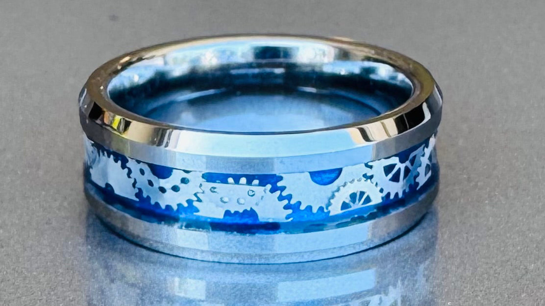 Momentum Gear Inlay Ring