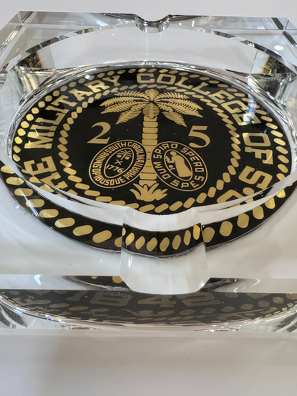 The Citadel 4-Cigar Crystal Ashtray - Ring Bezel Edition