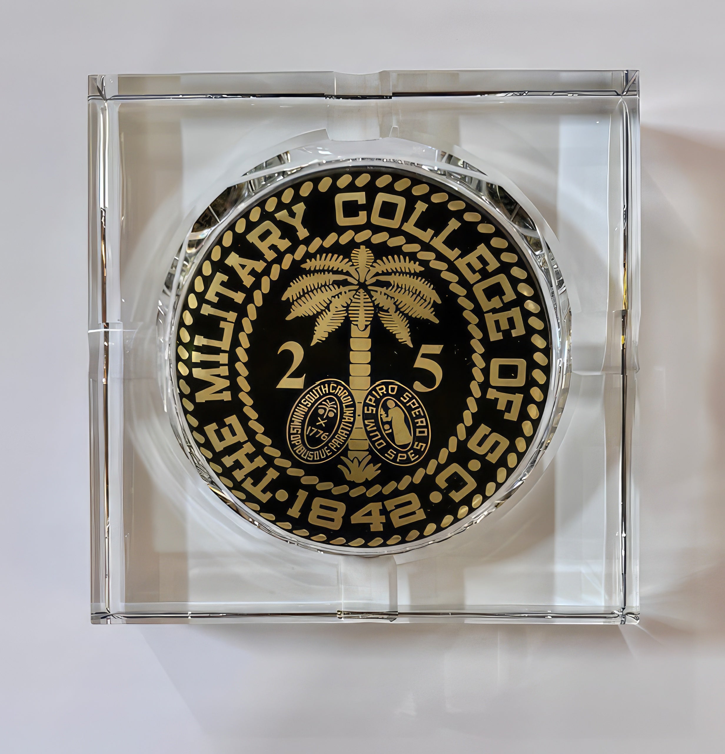 The Citadel 4-Cigar Crystal Ashtray - Ring Bezel Edition